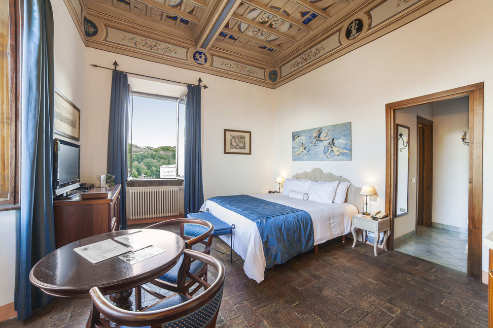 Palazzo Catalani Resort Сориано-нель-Чимино Экстерьер фото